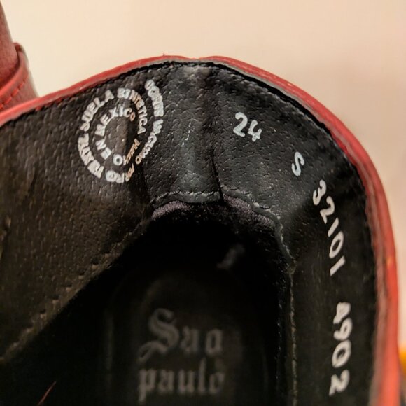 Red leather heels made in Mexico - Picture 4 of 8